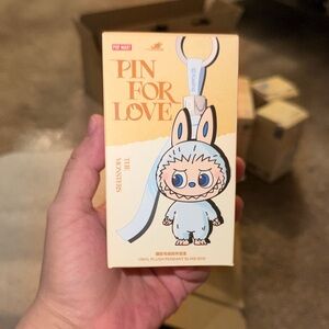 Pop Mart Pin for Love Vinyl Plush Pendant - F